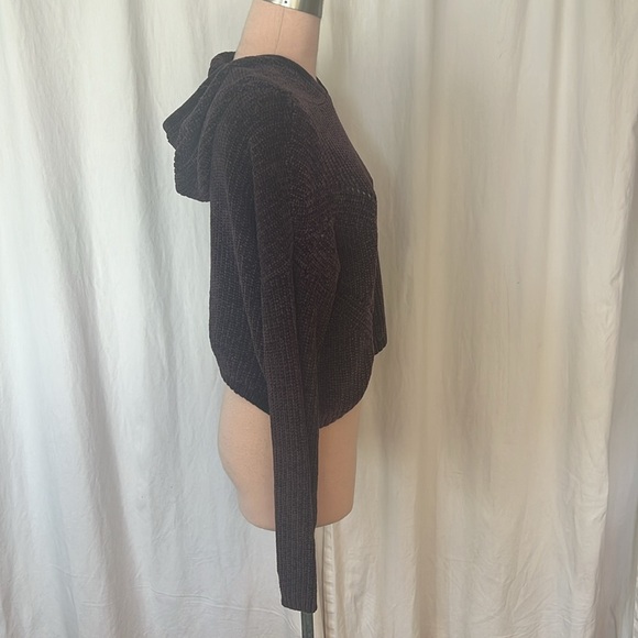 Garage Cropped Hooded Purple Pullover Sweater - Picture 5 of 11